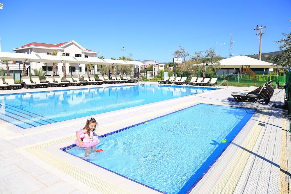 Rawda Resort Hotel Altinoluk Exterior photo